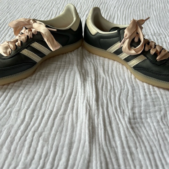 adidas Samba OG "Black Pink Ribbon Laces", Sz. 5.5 - Picture 2 of 7